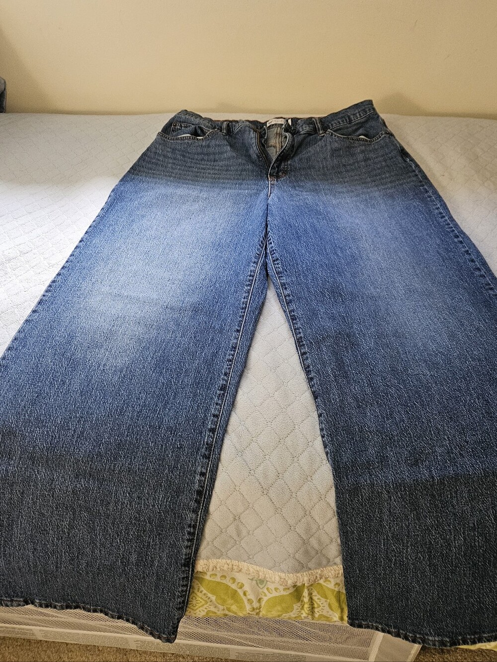 Jessica Simpson Women's Wide-Leg Jeans in Faded Blue